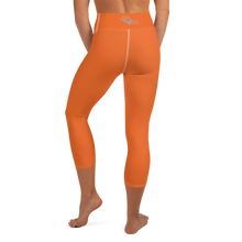 Load image into Gallery viewer, Check clean Cash yoga Capri Leggings